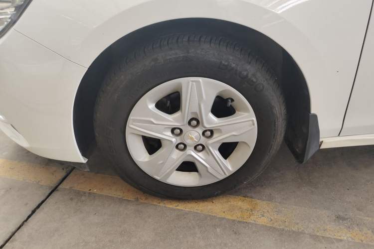 Used Chevrolet Cavalier 2019 320 Automatic Enjoyment with Sunroof Exterior 4