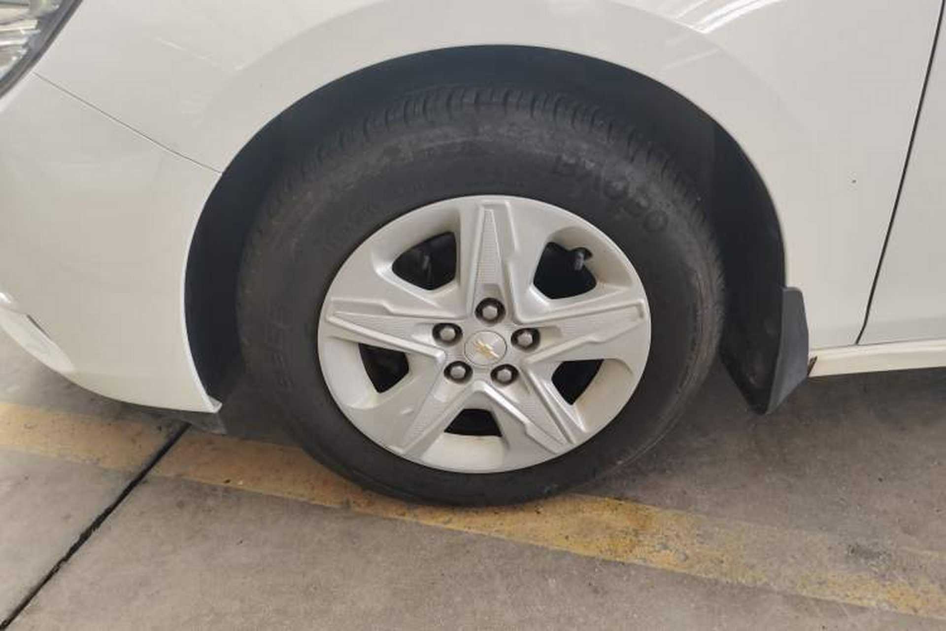 Used Chevrolet Cavalier 2019 320 Automatic Enjoyment with Sunroof Exterior 4