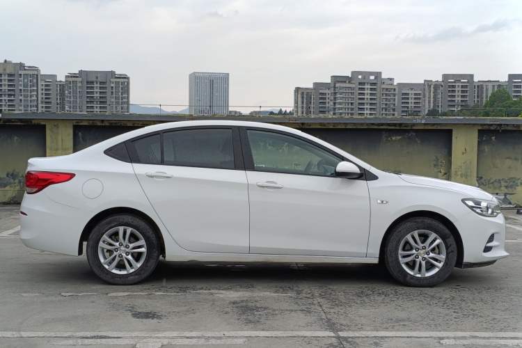 Used Chevrolet Cavalier 2019 320 Automatic Xinyue Edition Exterior 5