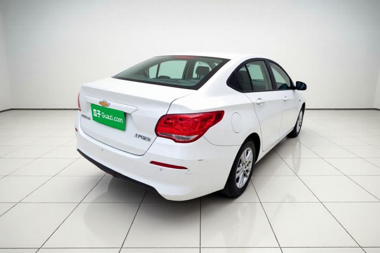 Used Chevrolet Cavalier 2019 320 Manual Xinyue Edition Exterior 5