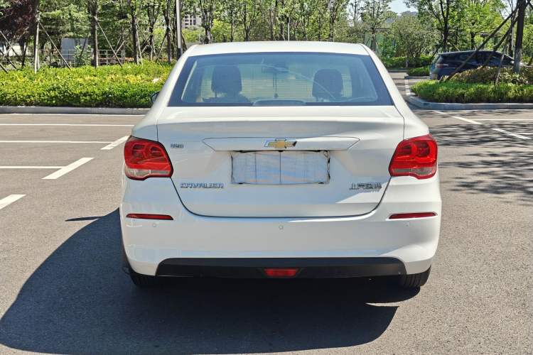 Used Chevrolet Cavalier 2019 320 Manual Xinyue Edition Exterior 5
