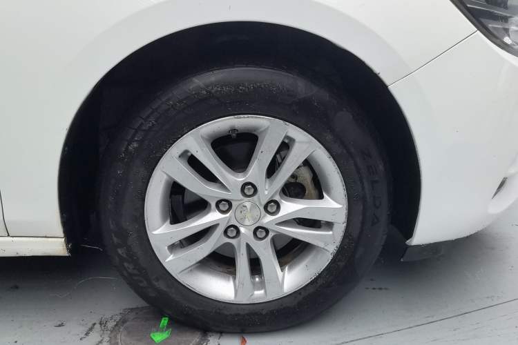 Used Chevrolet Cavalier 2019 320 Automatic Xinyue Edition Exterior 5