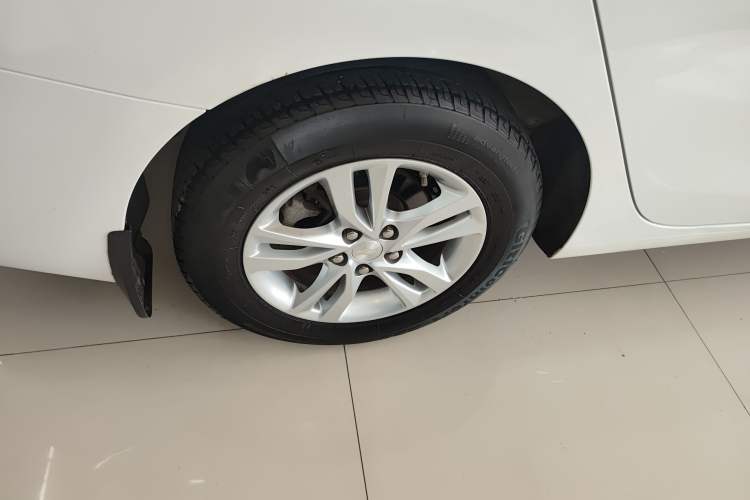 Used Chevrolet Cavalier 2019 320 Automatic Xinyue Edition Exterior 5