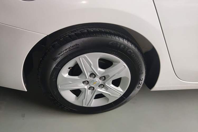 Used Chevrolet Cavalier 2019 320 Automatic Enjoyment with Sunroof Exterior 5