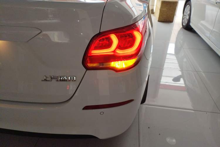 Used Chevrolet Cavalier 2019 320 Automatic Xinyue Edition Exterior 6