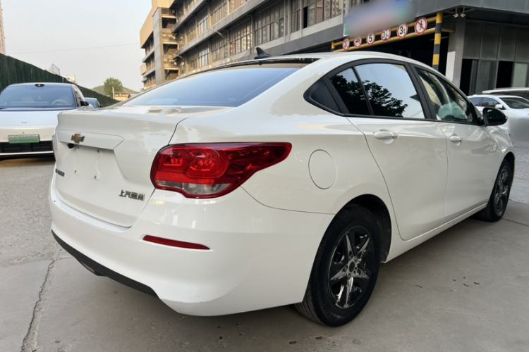 Used Chevrolet Cavalier 2019 320 Manual Enjoyment Edition Exterior 6