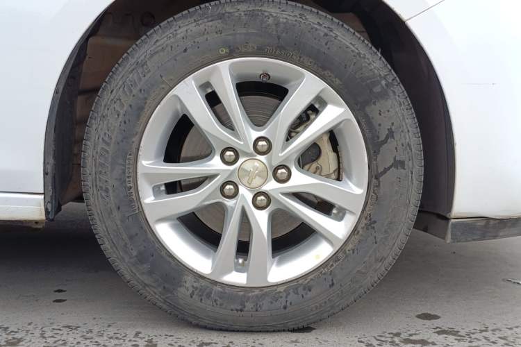 Used Chevrolet Cavalier 2019 320 Automatic Xinyue Edition Exterior 7