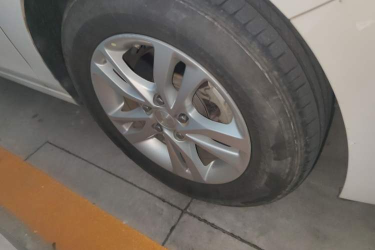 Used Chevrolet Cavalier 2019 320 Automatic Xinyue Edition Exterior 7