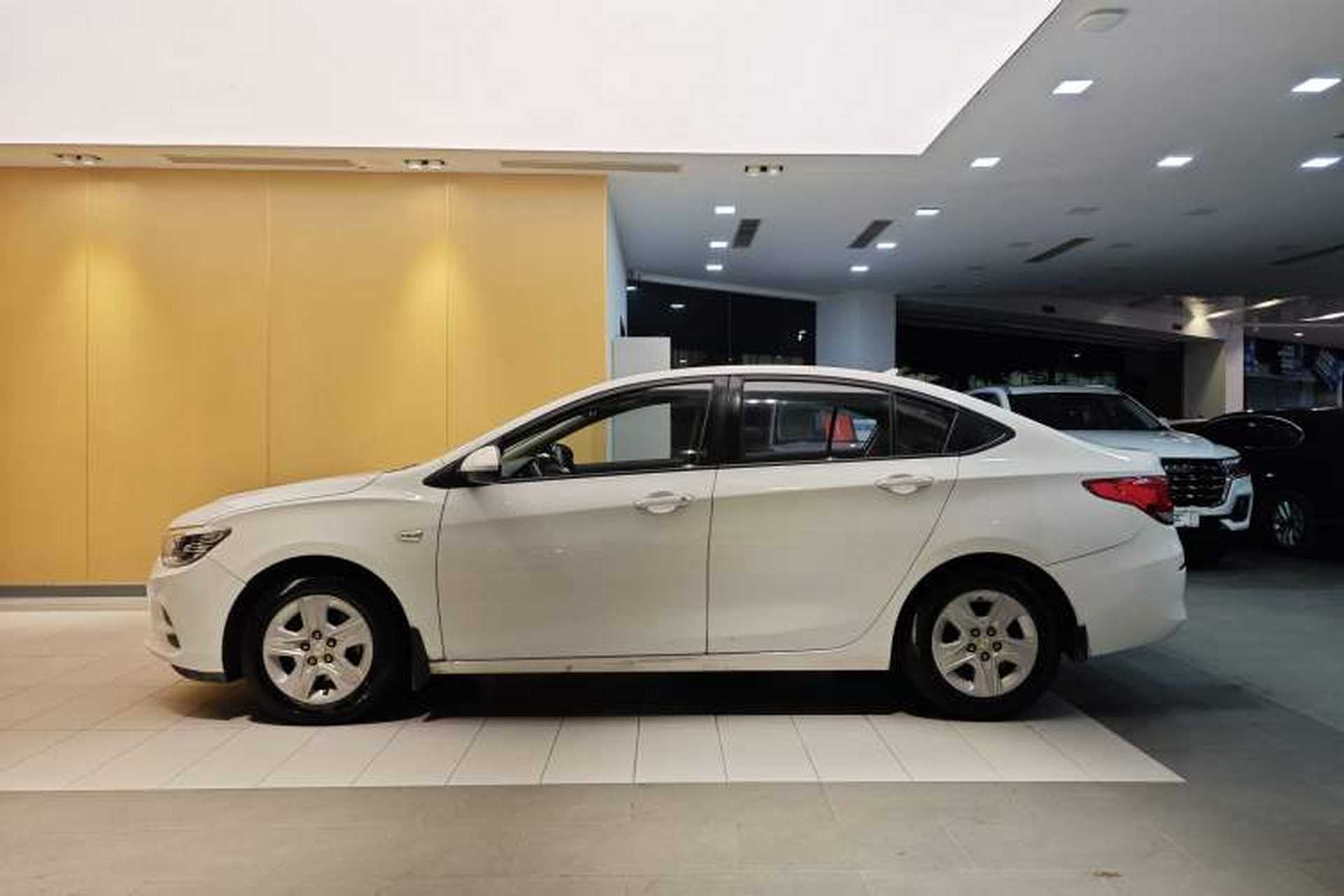 Used Chevrolet Cavalier 2019 320 Automatic Enjoyment with Sunroof Exterior 7