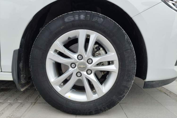 Used Chevrolet Cavalier 2019 320 Automatic Xinyue Edition Exterior 7