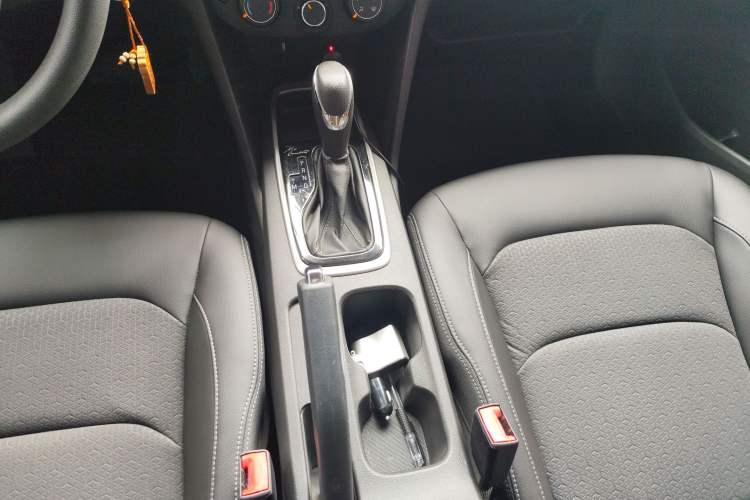 Used Chevrolet Cavalier 2019 320 Automatic Xinyue Edition Gear Lever