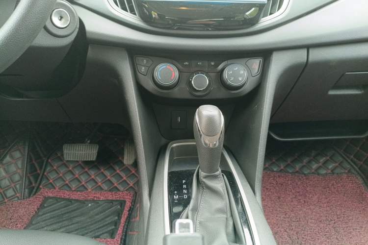 Used Chevrolet Cavalier 2019 320 Automatic Xinyue Edition Gear Lever