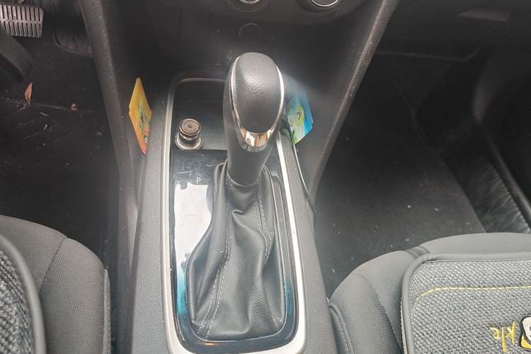 Used Chevrolet Cavalier 2019 320 Automatic Enjoyment with Sunroof Gear Lever