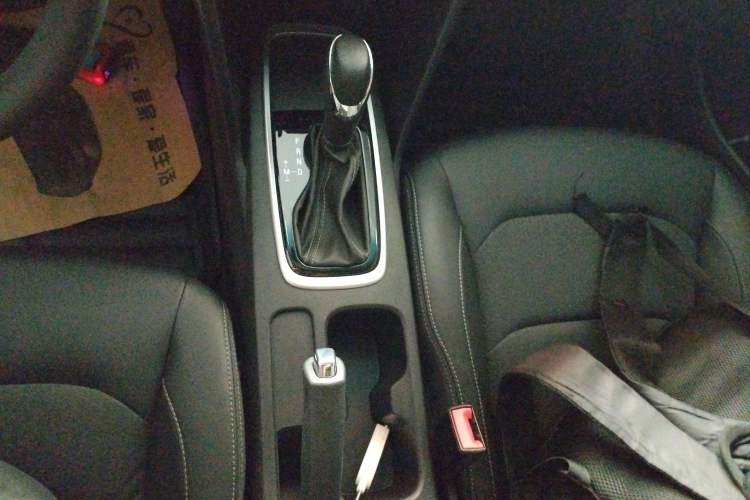 Used Chevrolet Cavalier 2019 320 Automatic Xinyue Edition Gear Lever