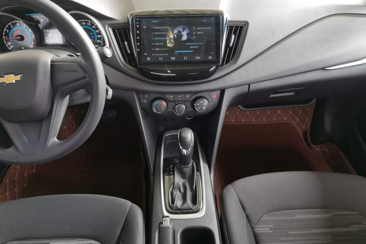 Used Chevrolet Cavalier 2019 320 Automatic Enjoyment with Sunroof Gear Lever