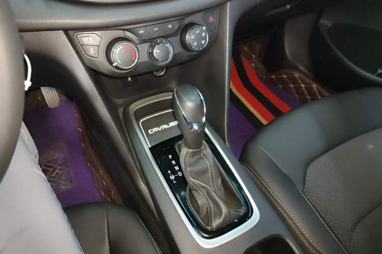 Used Chevrolet Cavalier 2019 320 Automatic Xinyue Edition Gear Lever