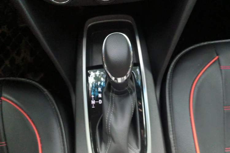 Used Chevrolet Cavalier 2019 320 Automatic Enjoyment with Sunroof Gear Lever