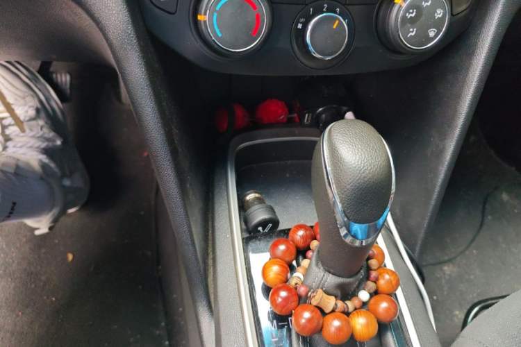 Used Chevrolet Cavalier 2019 320 Automatic Enjoyment with Sunroof Gear Lever