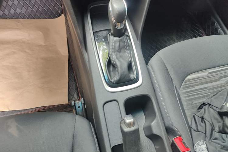 Used Chevrolet Cavalier 2019 320 Automatic Enjoyment with Sunroof Gear Lever