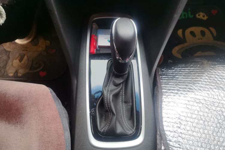 Used Chevrolet Cavalier 2019 320 Automatic Xinyue Edition Gear Lever