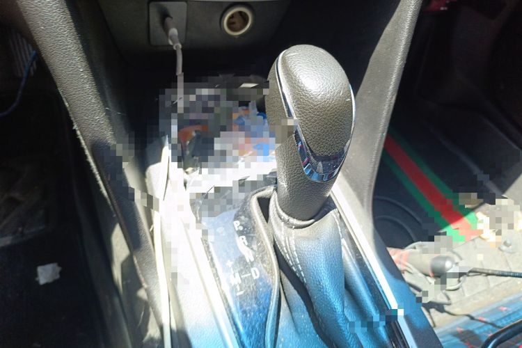 Used Chevrolet Cavalier 2019 325T Dual-Clutch Xinyue Edition Gear Lever