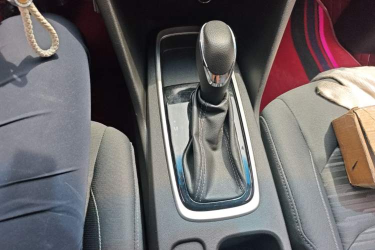 Used Chevrolet Cavalier 2019 320 Automatic Enjoyment with Sunroof Gear Lever
