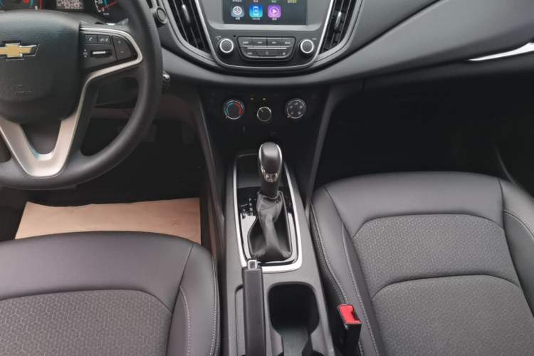 Used Chevrolet Cavalier 2019 320 Automatic Xinyue Edition Gear Lever