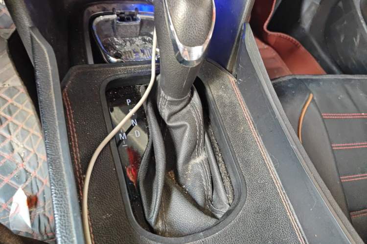 Used Chevrolet Cavalier 2019 320 Automatic Enjoyment with Sunroof Gear Lever