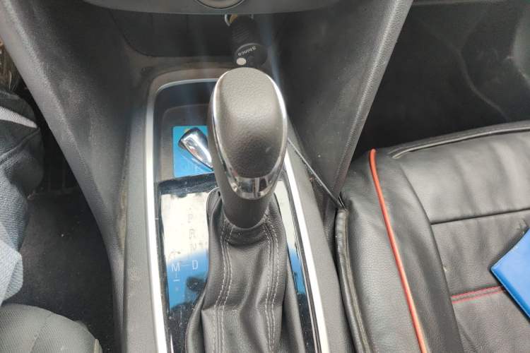 Used Chevrolet Cavalier 2019 320 Automatic Enjoyment with Sunroof Gear Lever