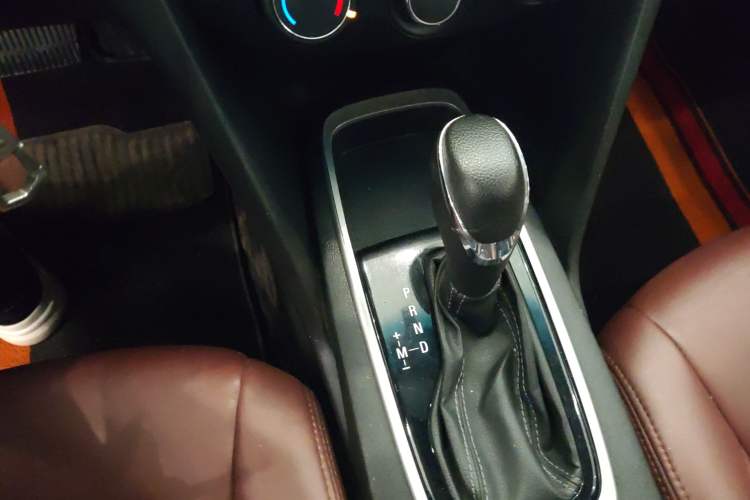 Used Chevrolet Cavalier 2019 320 Automatic Enjoyment with Sunroof Gear Lever