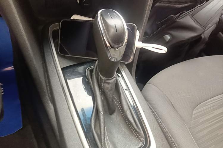 Used Chevrolet Cavalier 2019 320 Automatic Enjoyment with Sunroof Gear Lever