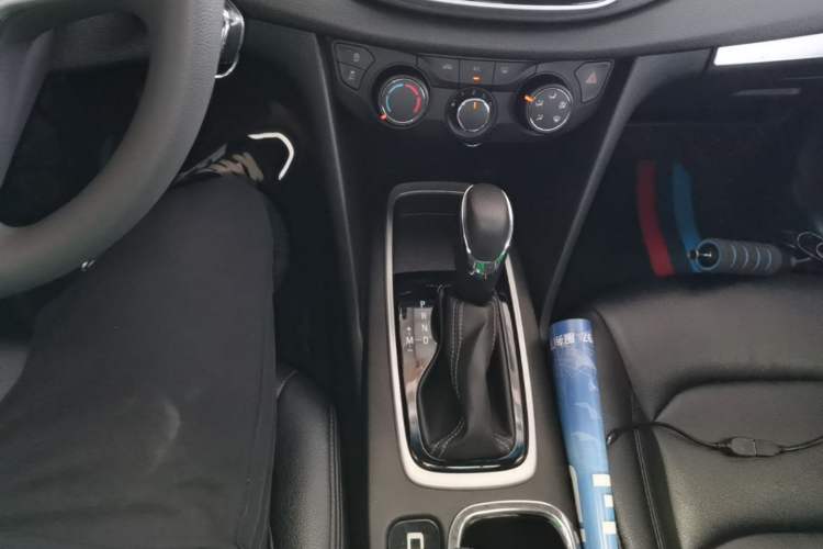 Used Chevrolet Cavalier 2019 320 Automatic Enjoyment with Sunroof Gear Lever