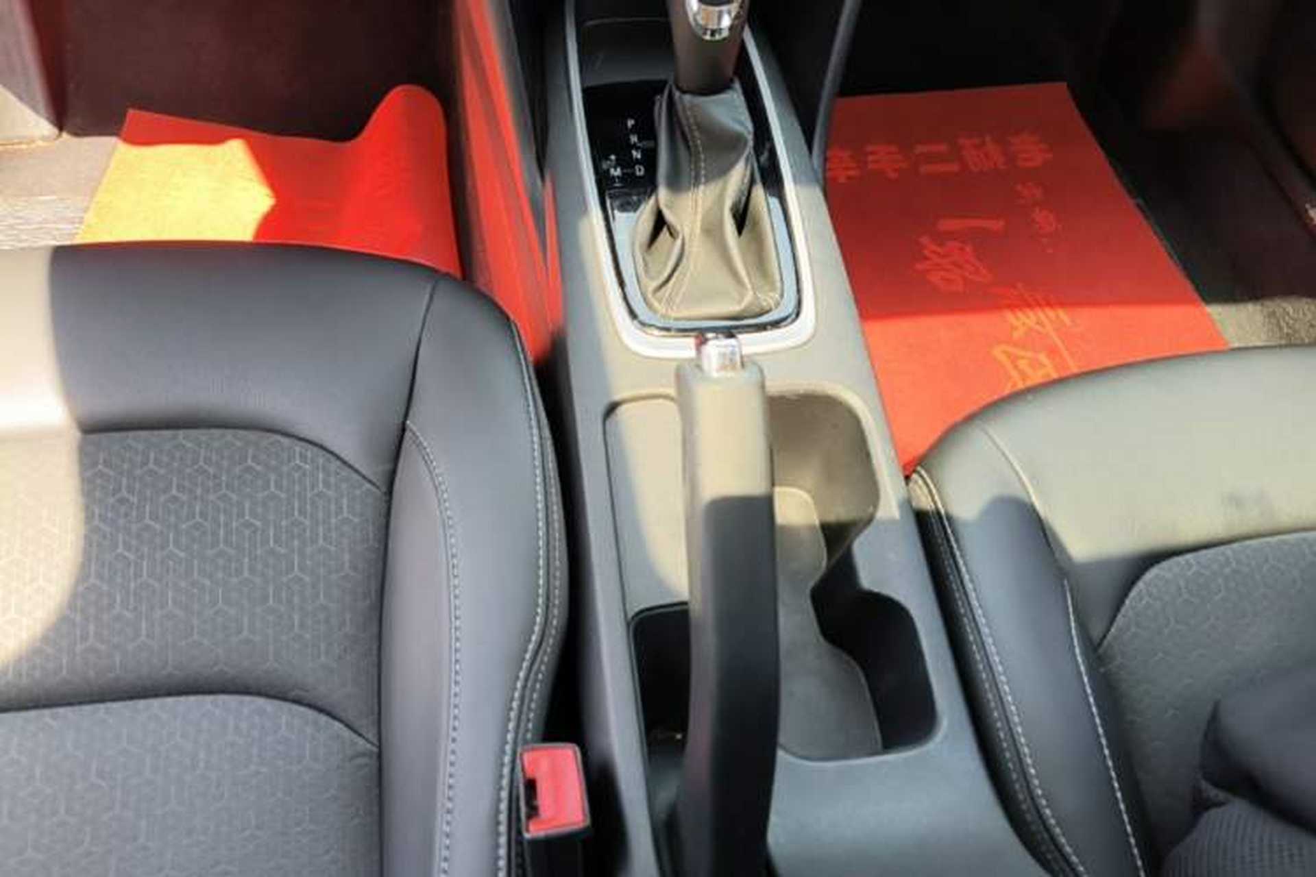 Used Chevrolet Cavalier 2019 320 Automatic Xinyue Edition Gear Lever