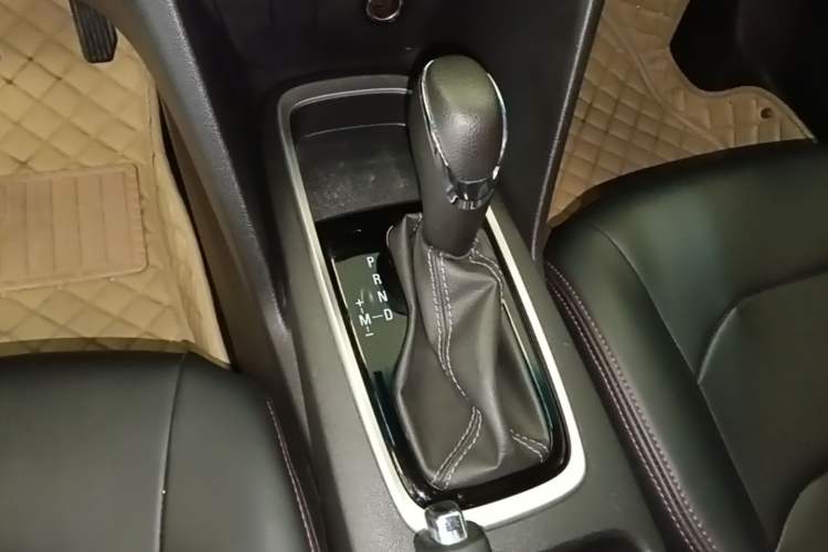Used Chevrolet Cavalier 2019 320 Automatic Enjoyment with Sunroof Gear Lever