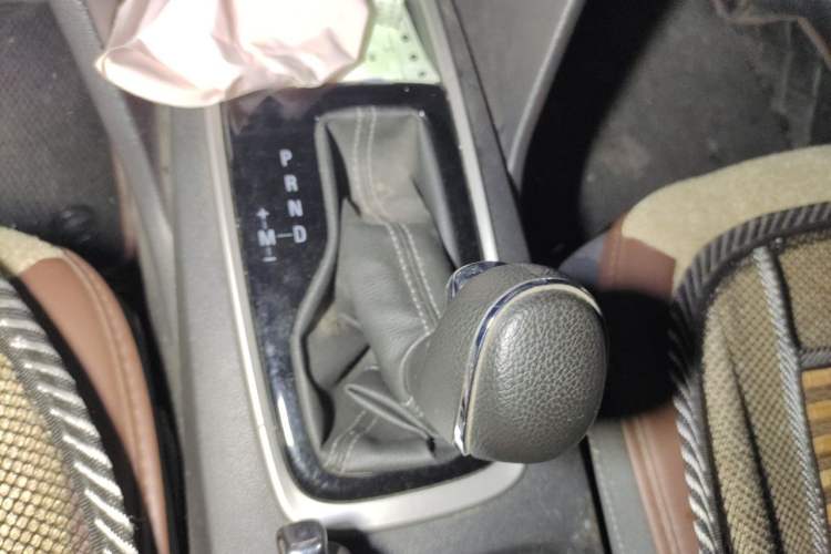 Used Chevrolet Cavalier 2019 320 Automatic Enjoyment with Sunroof Gear Lever