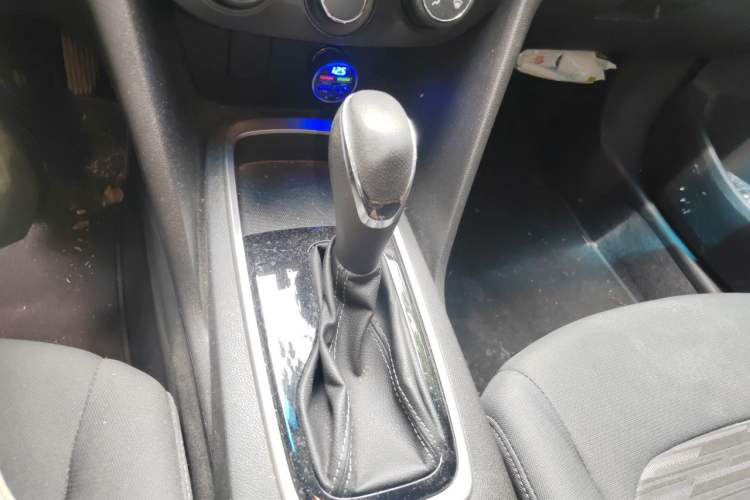 Used Chevrolet Cavalier 2019 320 Automatic Enjoyment with Sunroof Gear Lever