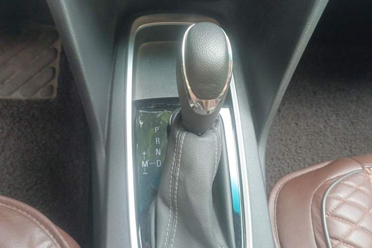 Used Chevrolet Cavalier 2019 320 Automatic Enjoyment with Sunroof Gear Lever