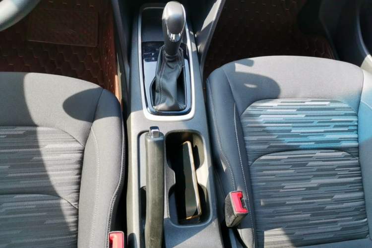 Used Chevrolet Cavalier 2019 320 Automatic Enjoyment with Sunroof Gear Lever
