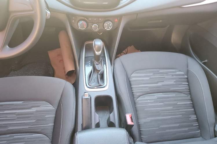 Used Chevrolet Cavalier 2019 320 Automatic Enjoyment with Sunroof Gear Lever