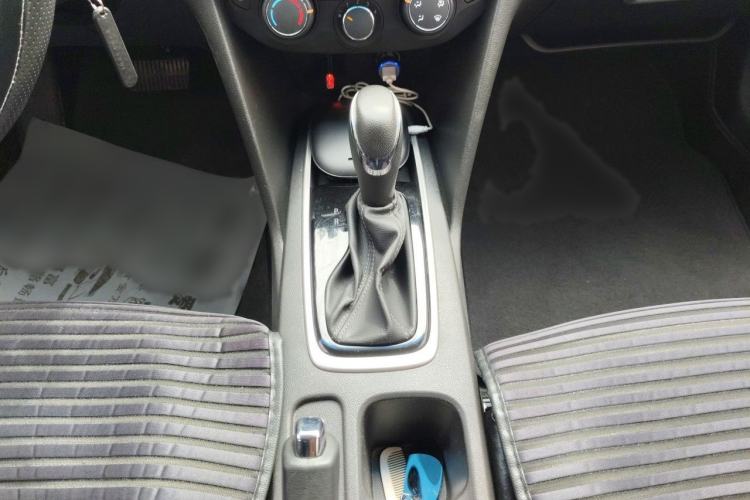 Used Chevrolet Cavalier 2019 320 Automatic Xinyue Edition Gear Lever