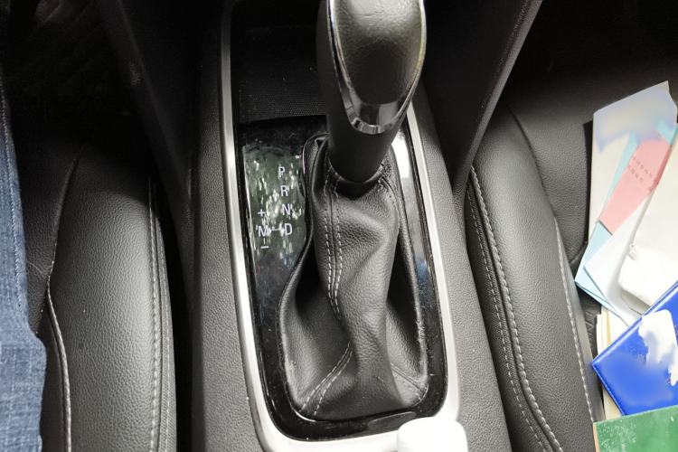Used Chevrolet Cavalier 2019 320 Automatic Xinyue Edition Gear Lever