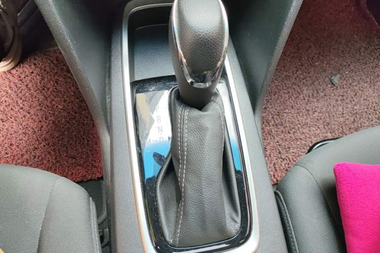 Used Chevrolet Cavalier 2019 320 Automatic Enjoyment with Sunroof Gear Lever