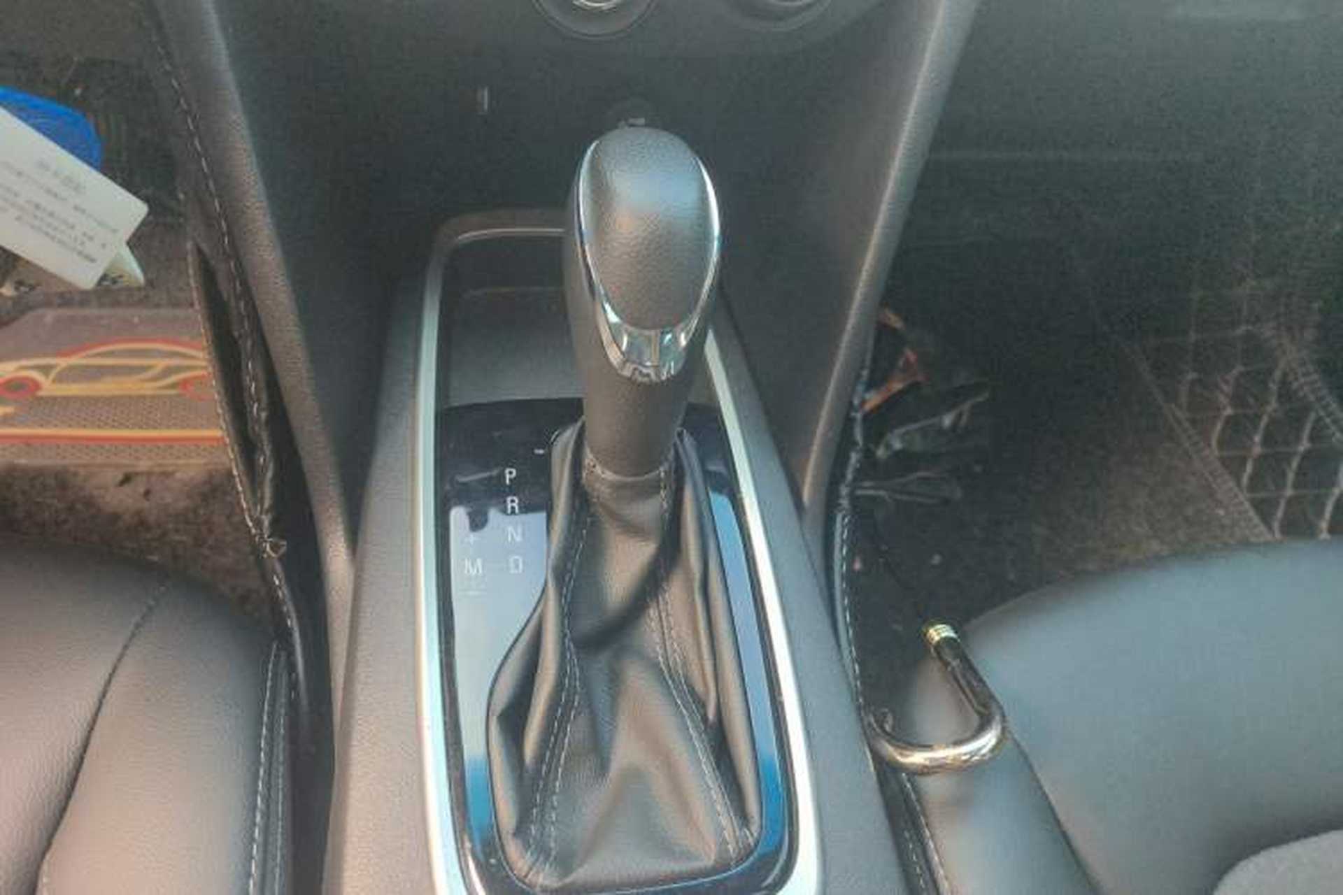 Used Chevrolet Cavalier 2019 320 Automatic Xinyue Edition Gear Lever