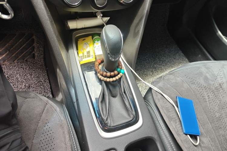 Used Chevrolet Cavalier 2019 320 Automatic Xinyue Edition Gear Lever