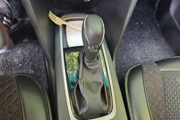 Used Chevrolet Cavalier 2019 320 Automatic Enjoyment with Sunroof Gear Lever