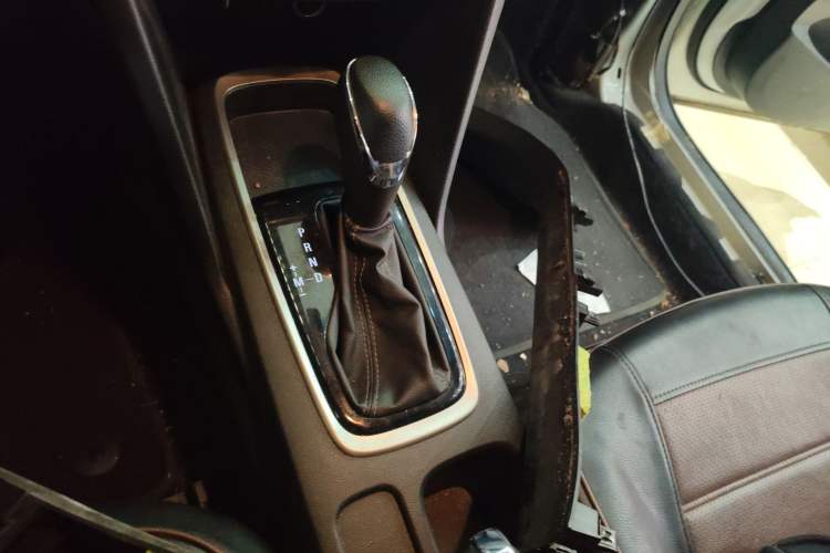 Used Chevrolet Cavalier 2019 320 Automatic Enjoyment with Sunroof Gear Lever