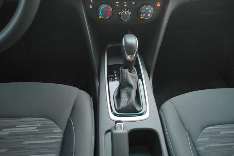 Used Chevrolet Cavalier 2019 320 Automatic Enjoyment with Sunroof Gear Lever
