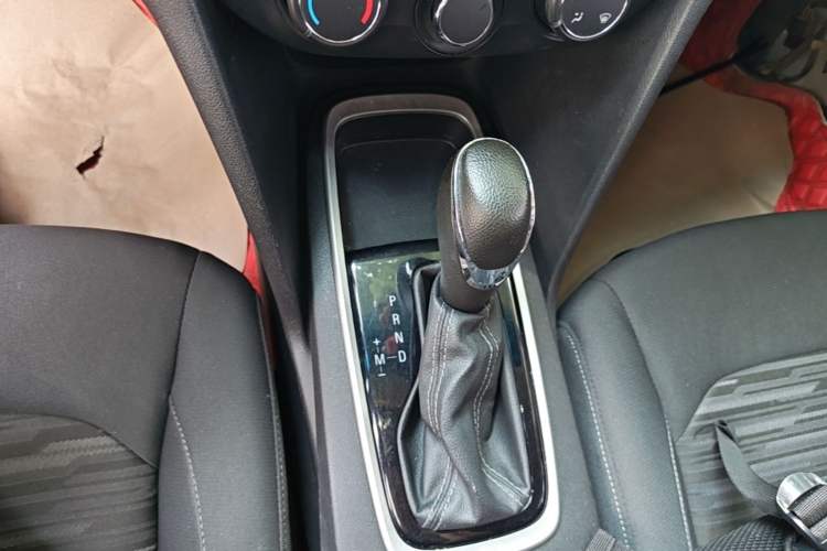 Used Chevrolet Cavalier 2019 320 Automatic Enjoyment with Sunroof Gear Lever
