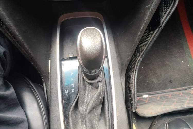 Used Chevrolet Cavalier 2019 320 Automatic Enjoyment with Sunroof Gear Lever