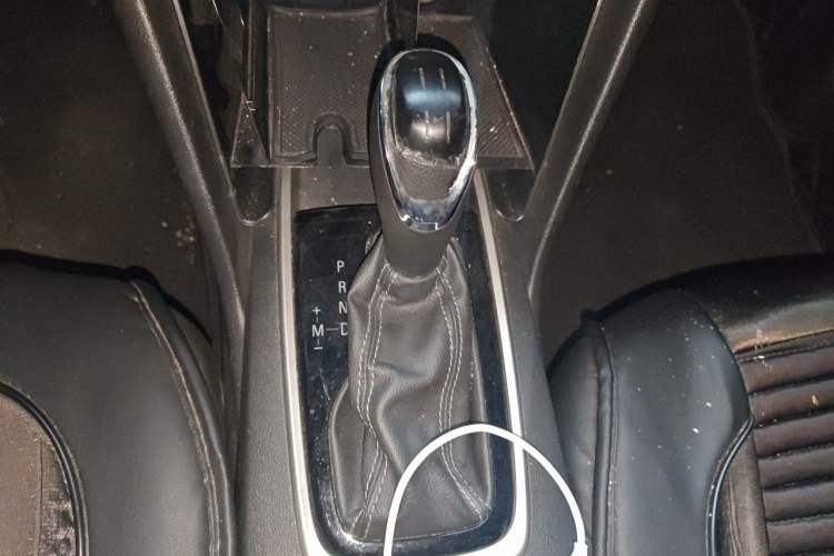 Used Chevrolet Cavalier 2019 320 Automatic Enjoyment with Sunroof Gear Lever
